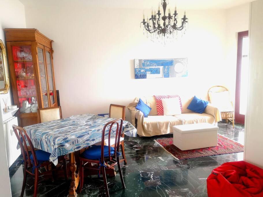 Dalla Nonna Emma Genua Buitenkant foto